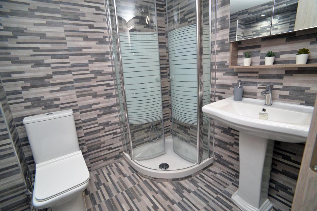 Luxury Apartment St Demetrios Downtown テッサロニキ エクステリア 写真