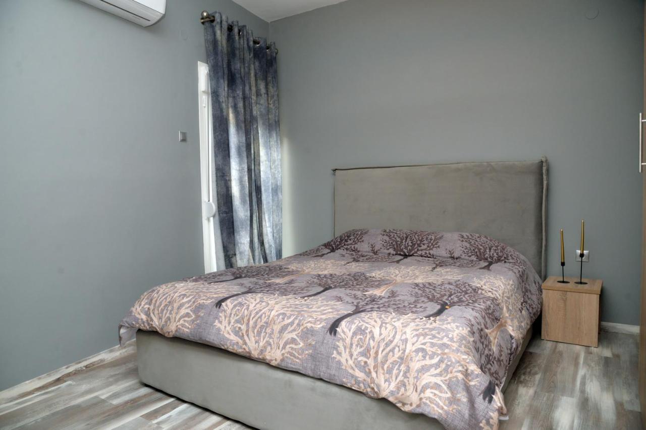 Luxury Apartment St Demetrios Downtown テッサロニキ エクステリア 写真